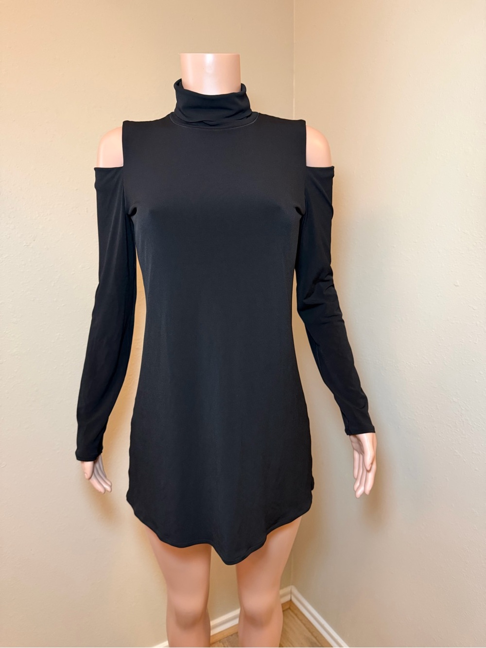 Eva Varro Black Cold-Shoulder Turtleneck Tunic